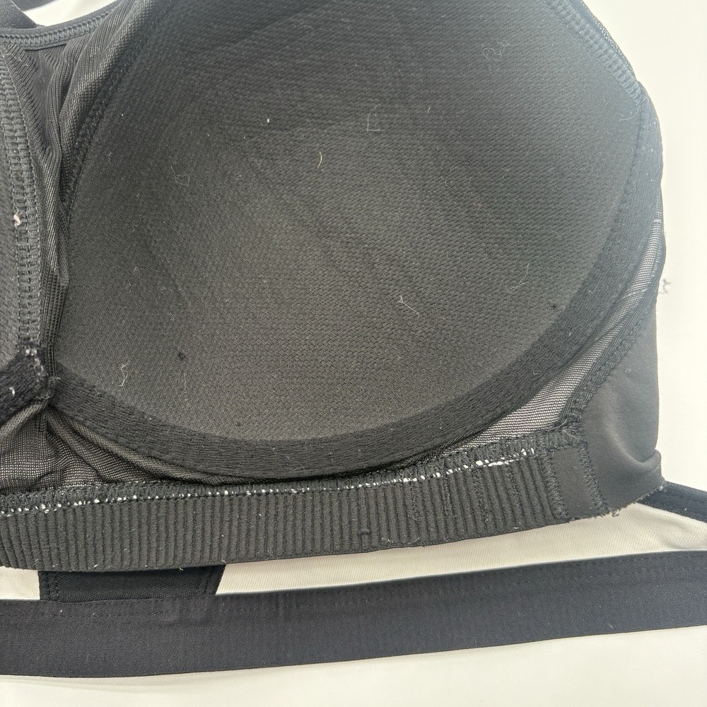 Victoria's Secret VSX Sport Incredible Underwire Sports Bra White Black 34DD - Picture 7 of 8